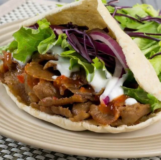 kebab wołowy vs drobiowy