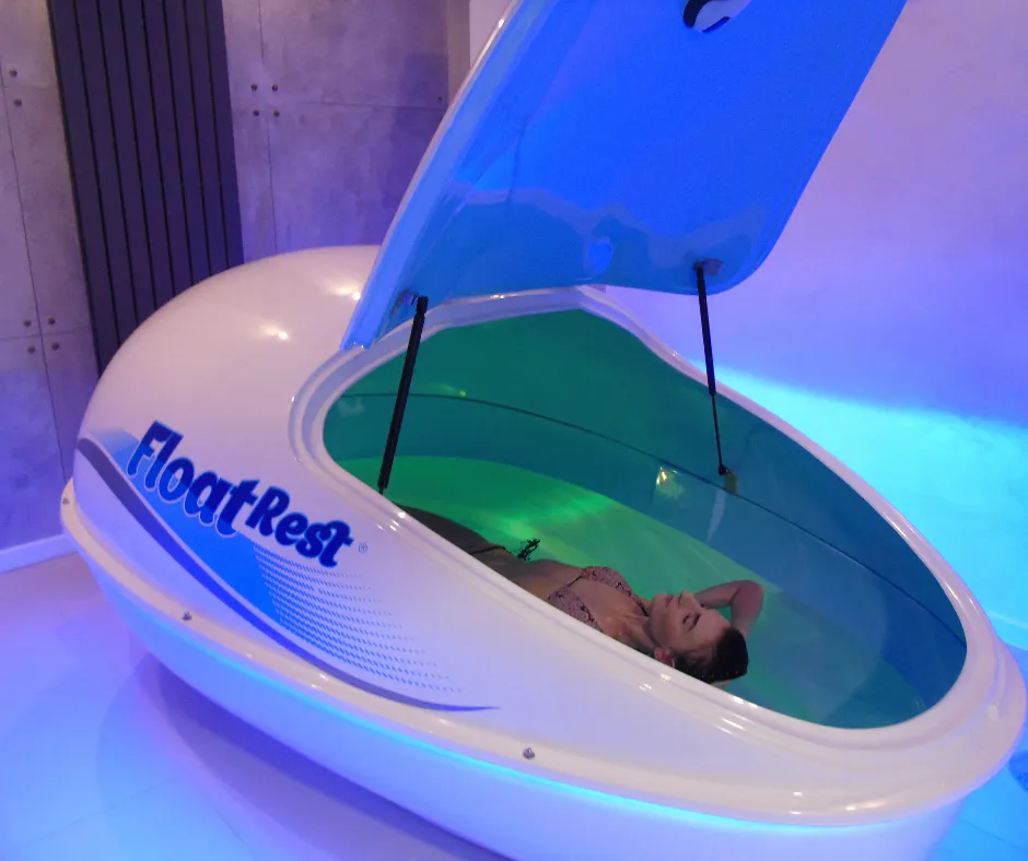 r&oacute;żnice między kapsułą a kabiną floatingową