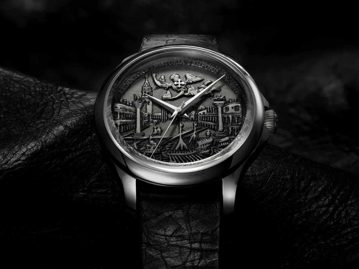 Elegancja zegarka z weneckim krajobrazem na tarczy. Może to być powód, dlaczego nie daje się zegarka na prezent – zbyt piękny, by go oddać.