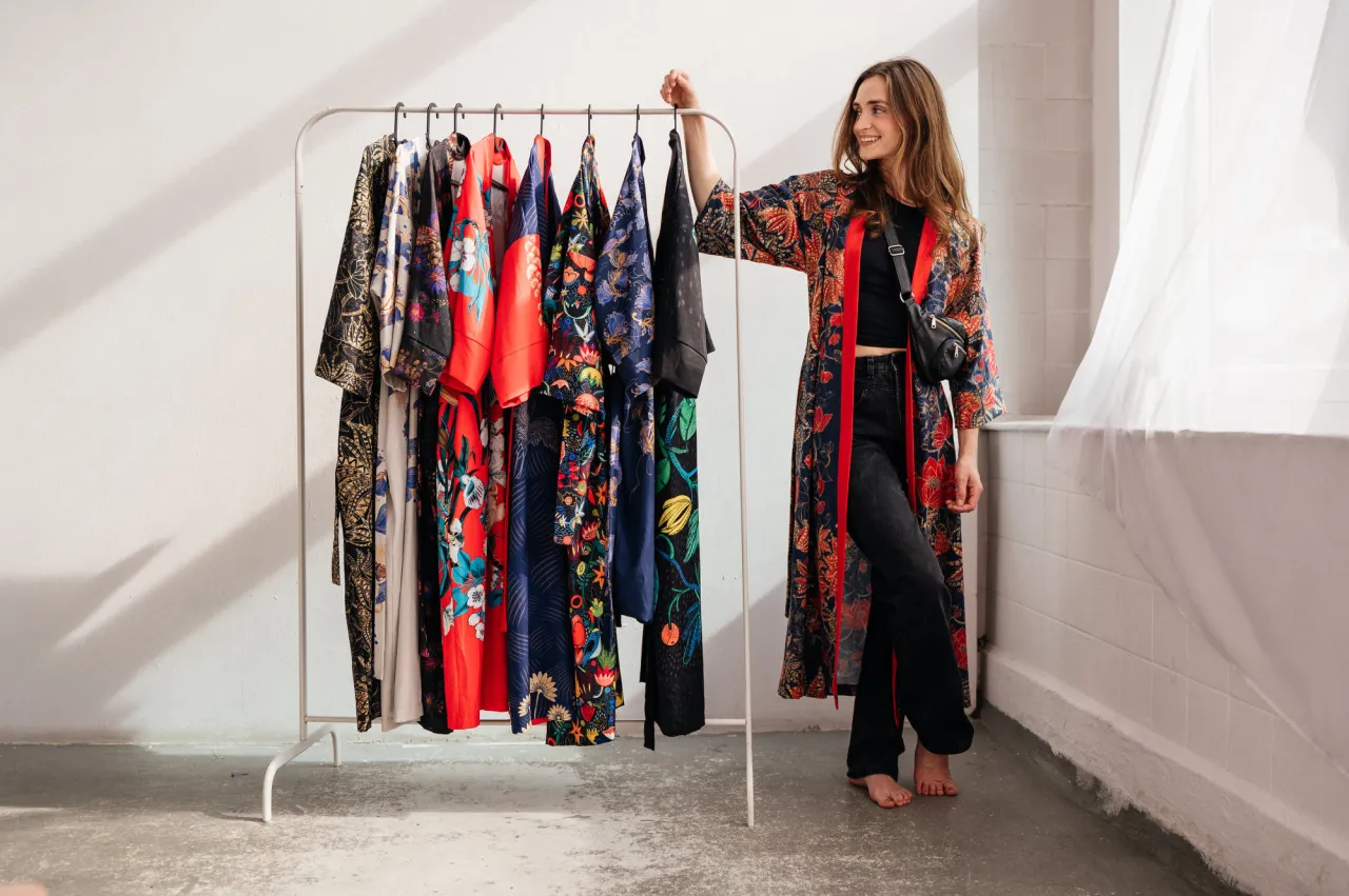 Różne stylizacje z kimonem