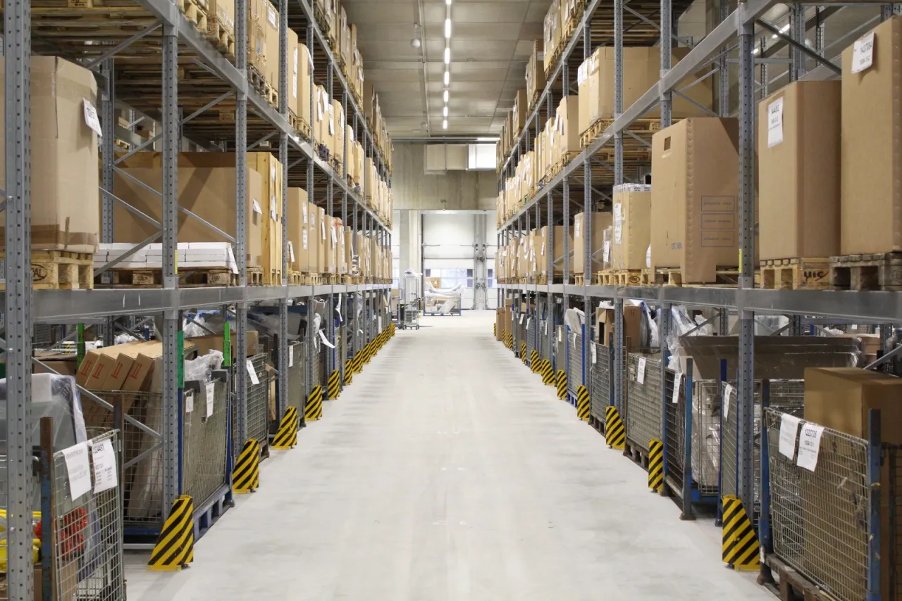 Autoteile Logistik Lager Deutschland