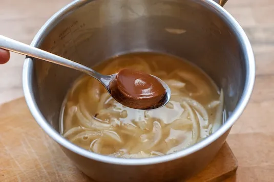 sos cebulowy do kaszy