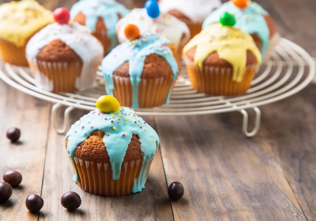 Babeczki z rozmytymi kolorami