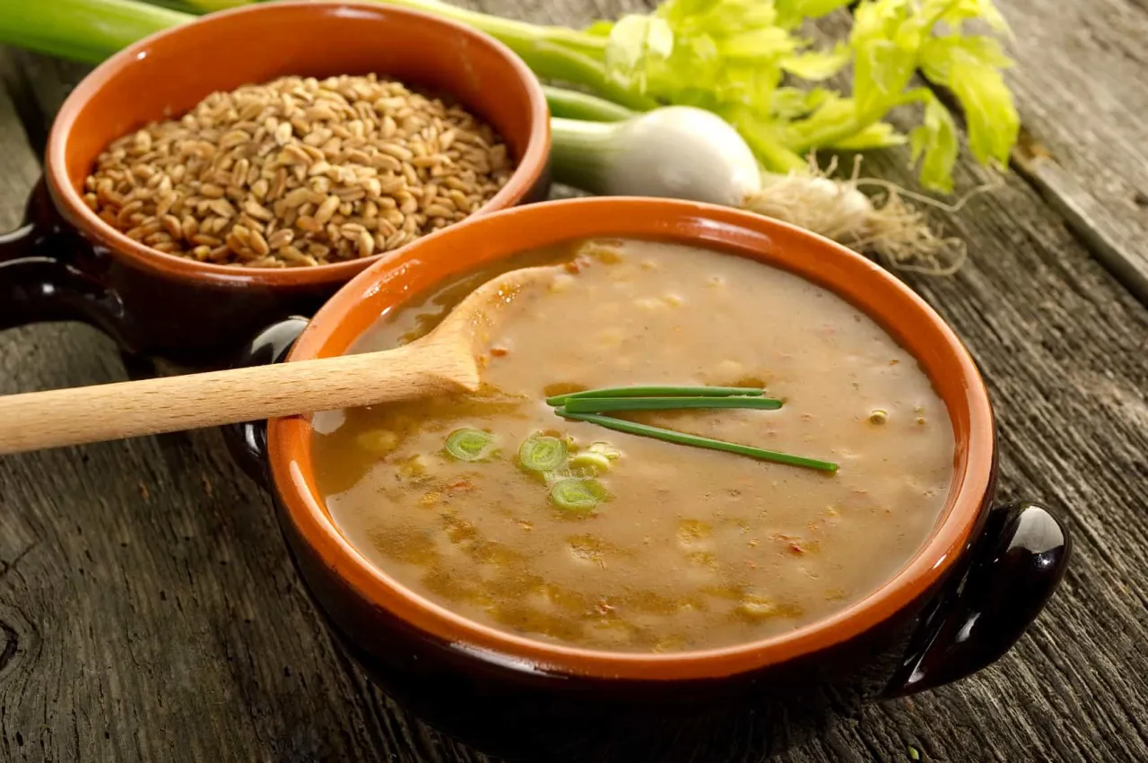 minestra farro e fagioli piatto pronto