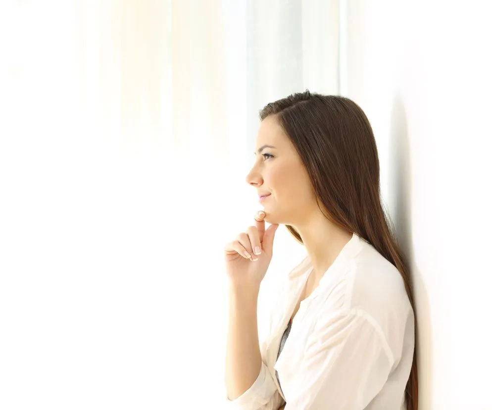 Osoba medytująca lub refleksyjna, introspekcja