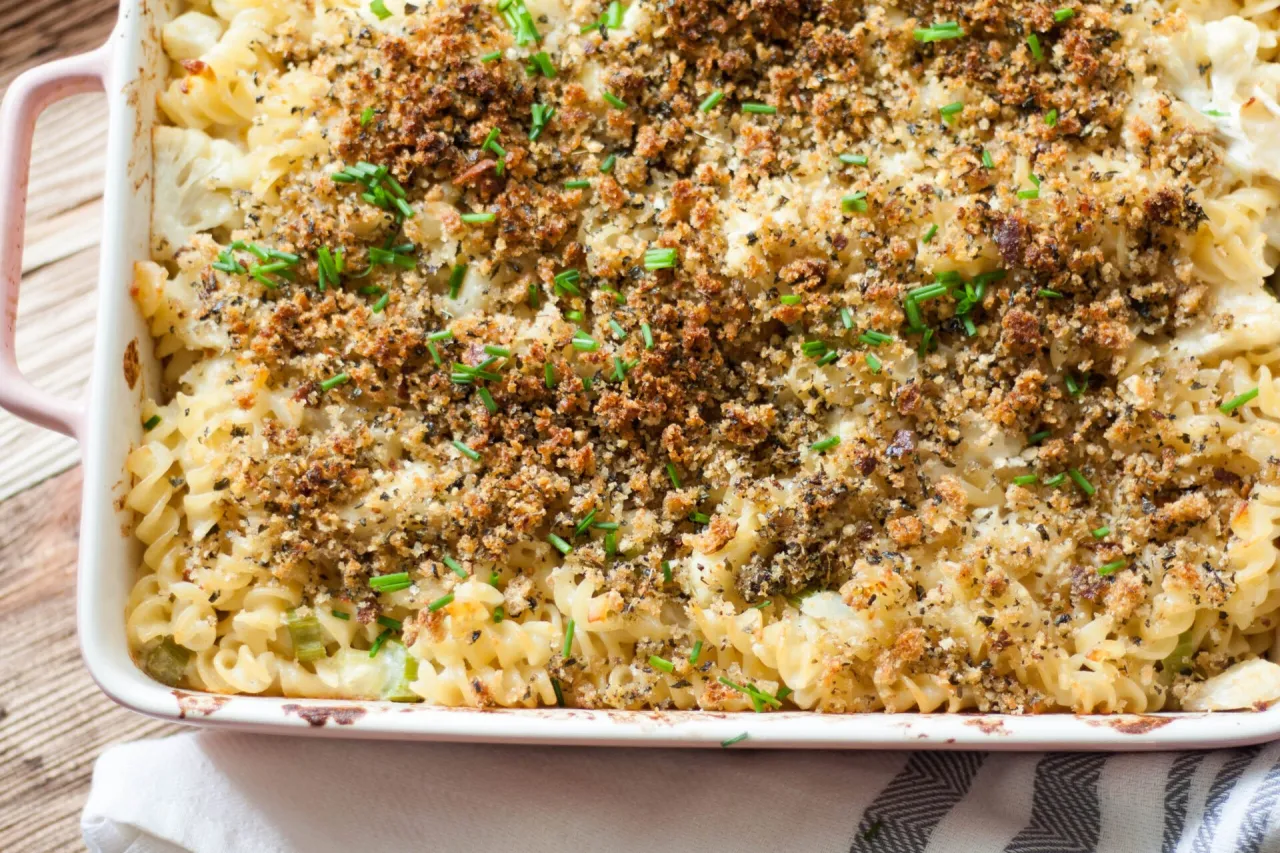 Warianty zapiekanki z kalafiorem i makaronem