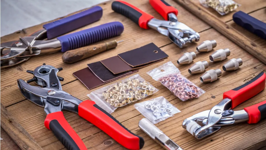 narzędzia do tapicerowania DIY