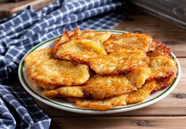 Zdjęcie Placki ziemniaczane: 20+ pomysł&oacute;w na dodatki. Klasyka i nowości!