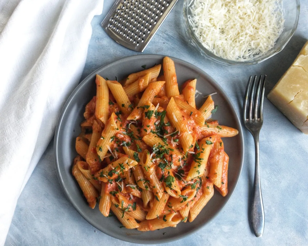Penne alla Vodka z dodatkami