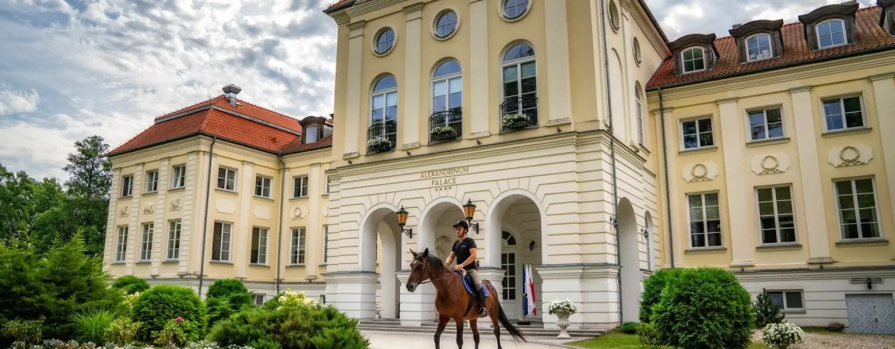 mapa stadnin koni warszawa okolice