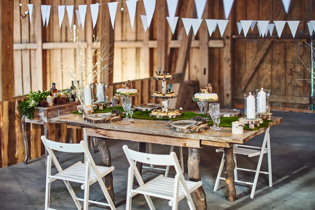 Inspiracje na motywy przewodnie stołu urodzinowego