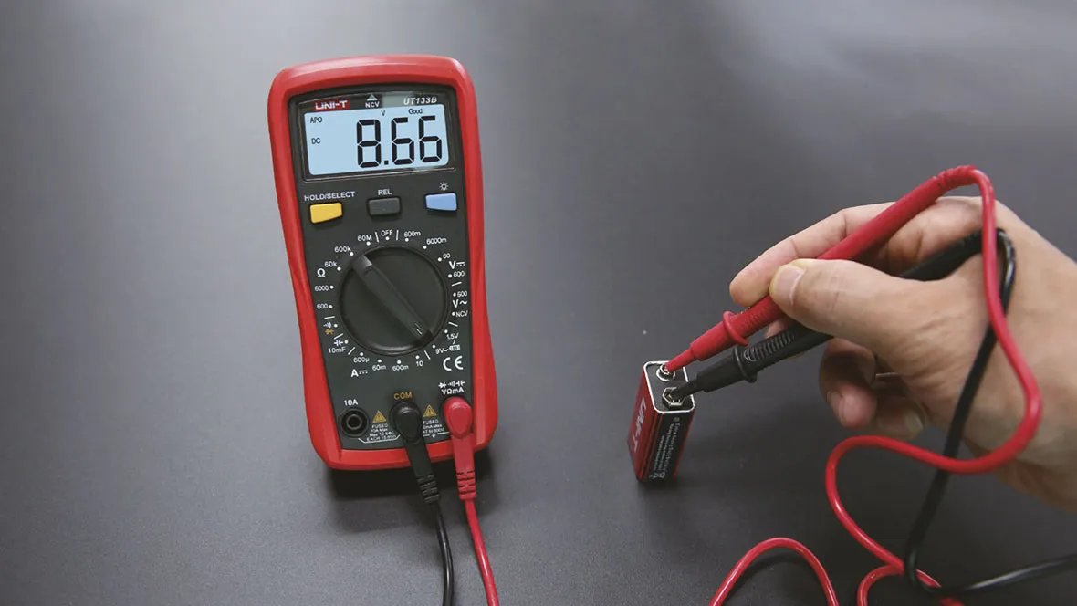 multimetr samochodowy jak używać