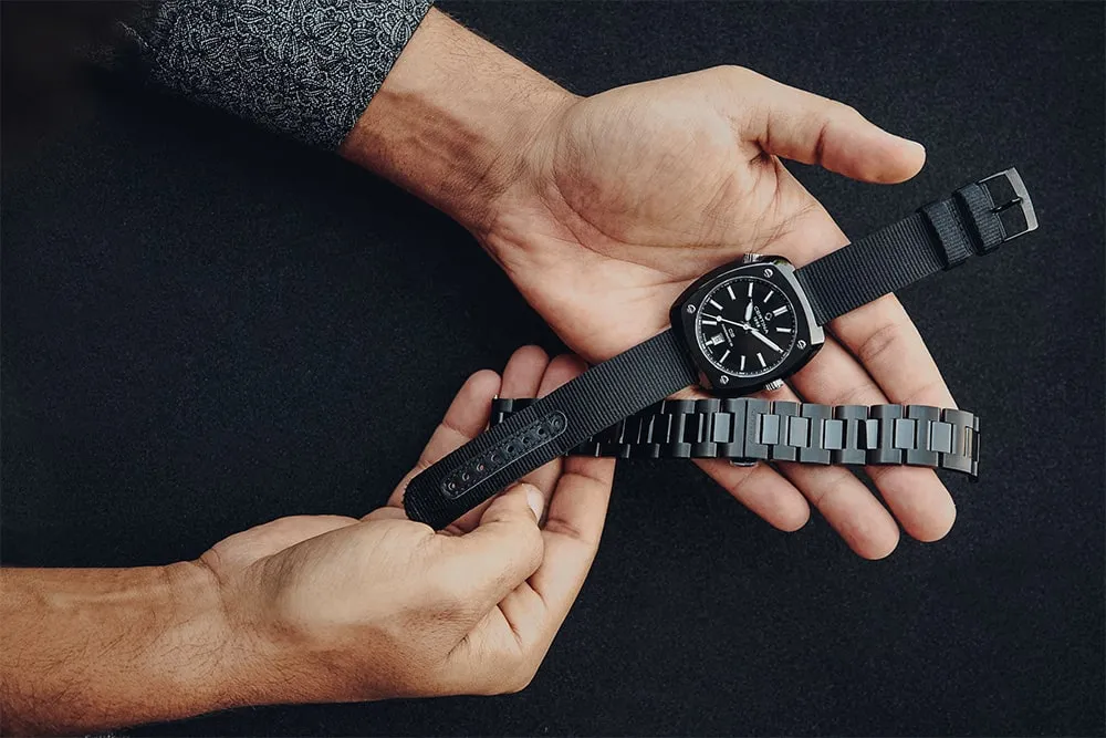 zegarek męski bransoleta vs pasek skórzany