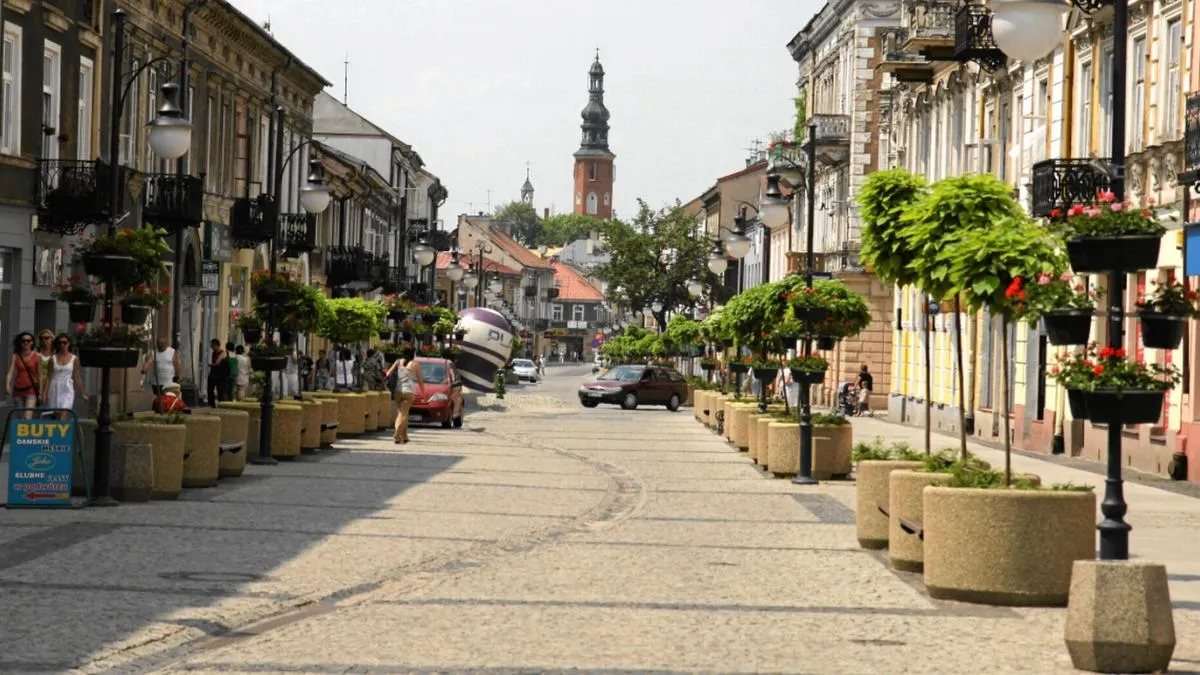 Radom wieczorem, wydarzenia kulturalne, deptak Żeromskiego