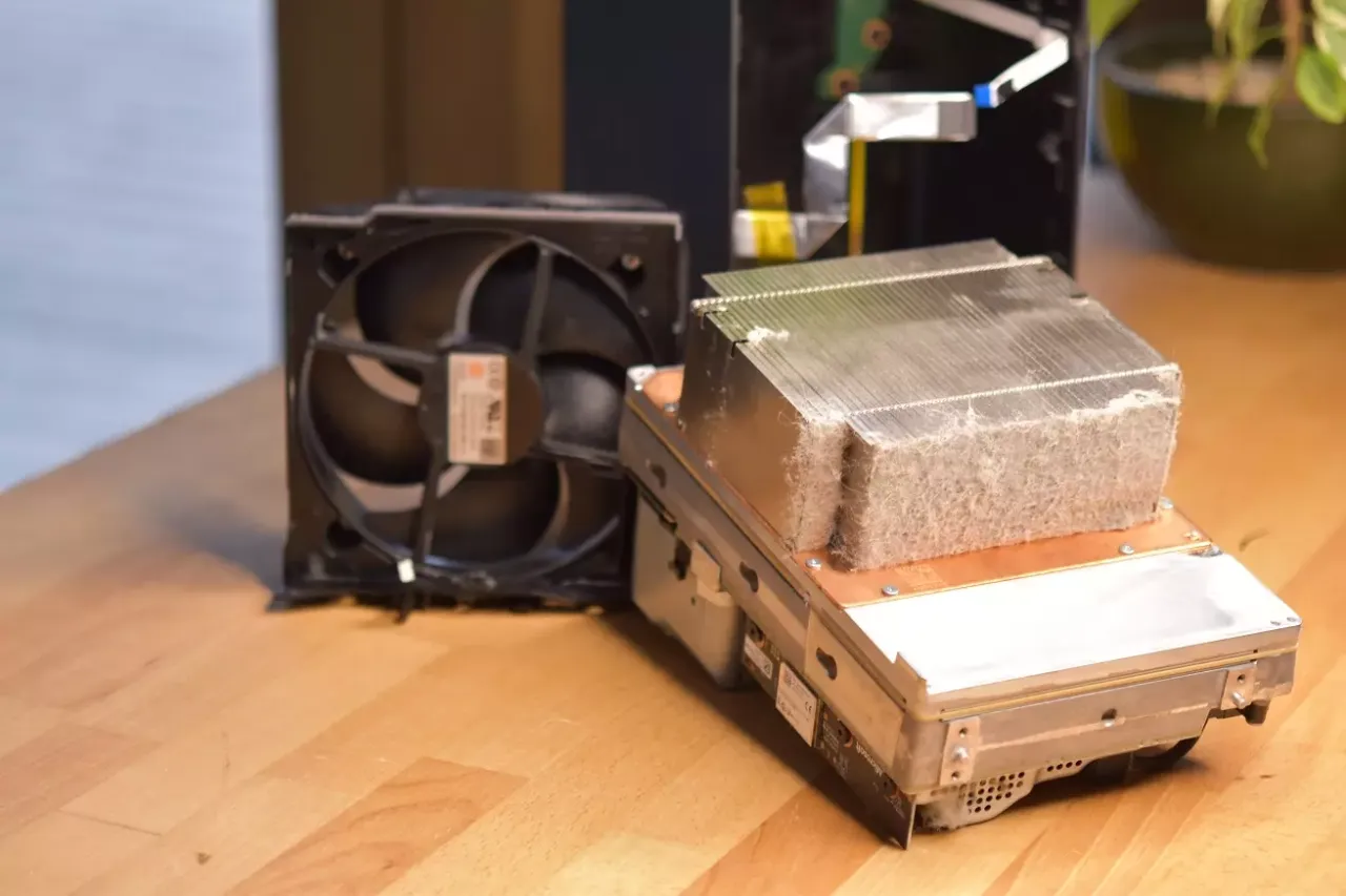 Narzędzia do czyszczenia konsoli Xbox Series X