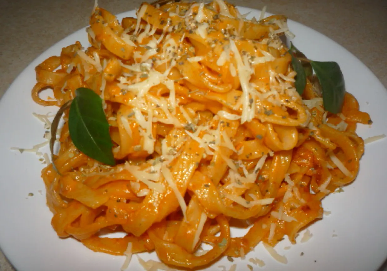 odgrzewanie makaronu na patelni