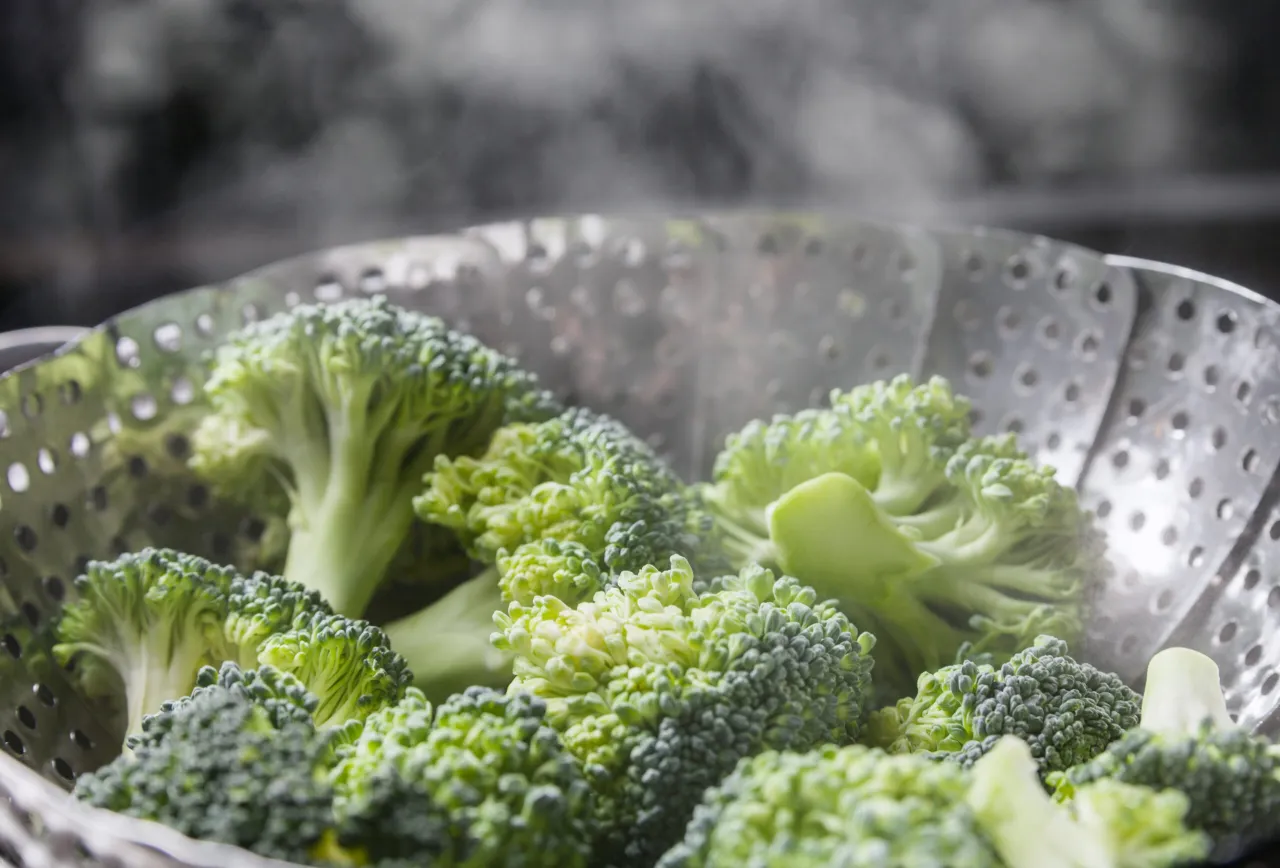 gotowane brokuły dla kota bez przypraw