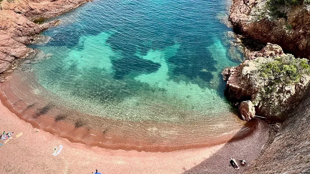 plaża śr&oacute;dziemnomorska wakacje