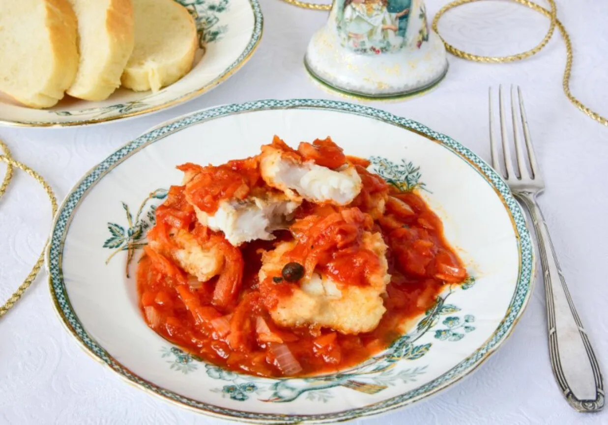 ryba po grecku pieczona w piekarniku