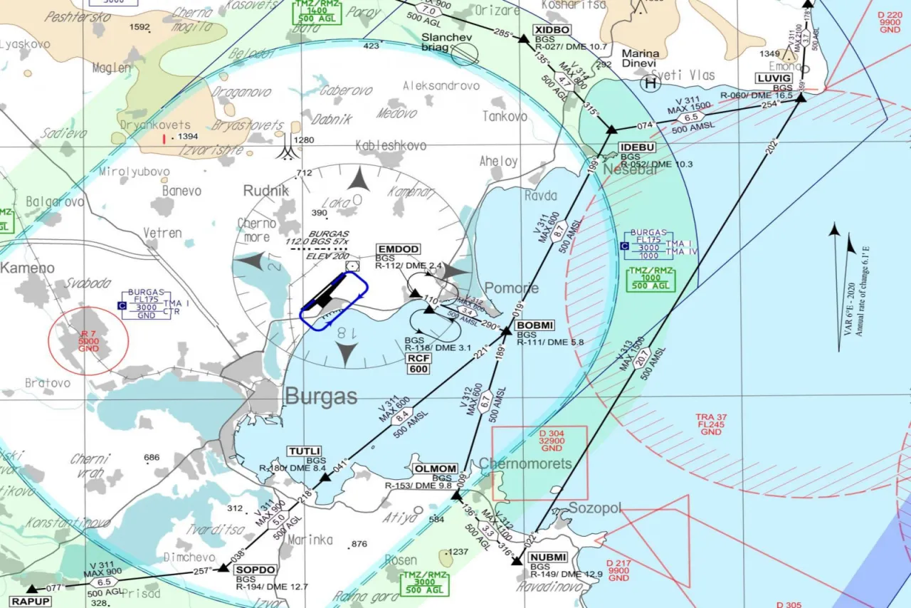Mapa lotnicza okolic Burgas. Informacje o trasach i punktach nawigacyjnych. Ile trwa lot z Polski do Bułgarii? Zależy od trasy i pogody.