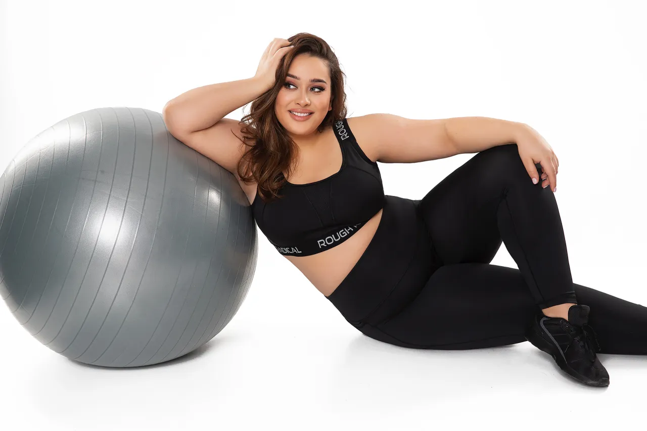 wygodne ubranie do ćwiczeń rehabilitacyjnych