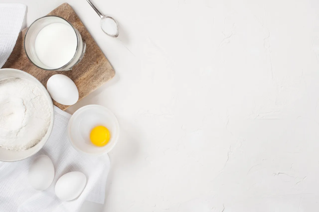 tabela przelicznik ml na gramy płyny