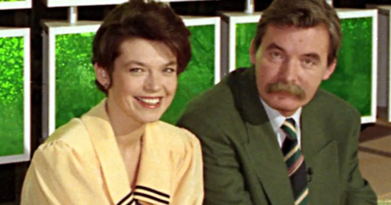 Kto prowadził Koło Fortuny w latach 90.? To Magda Masny i Wojciech Pijanowski, ikony polskiej telewizji.