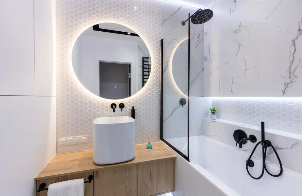 Mała łazienka optycznie powiększona aranżacje