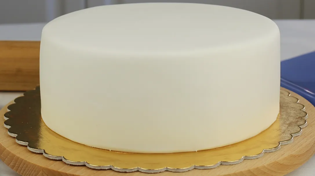 Zdjęcie Jaki krem pod opłatek na tort – idealne rozwiązania dla perfekcyjnego tortu