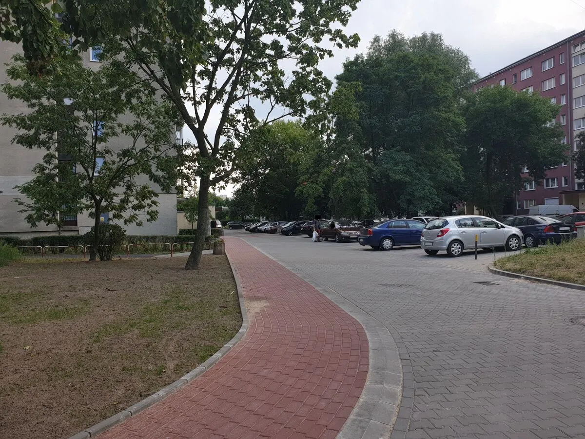 Zdjęcie Ile osiedli w Bemowie-Lotnisku? Odkryj wszystkie lokalizacje i ich cechy