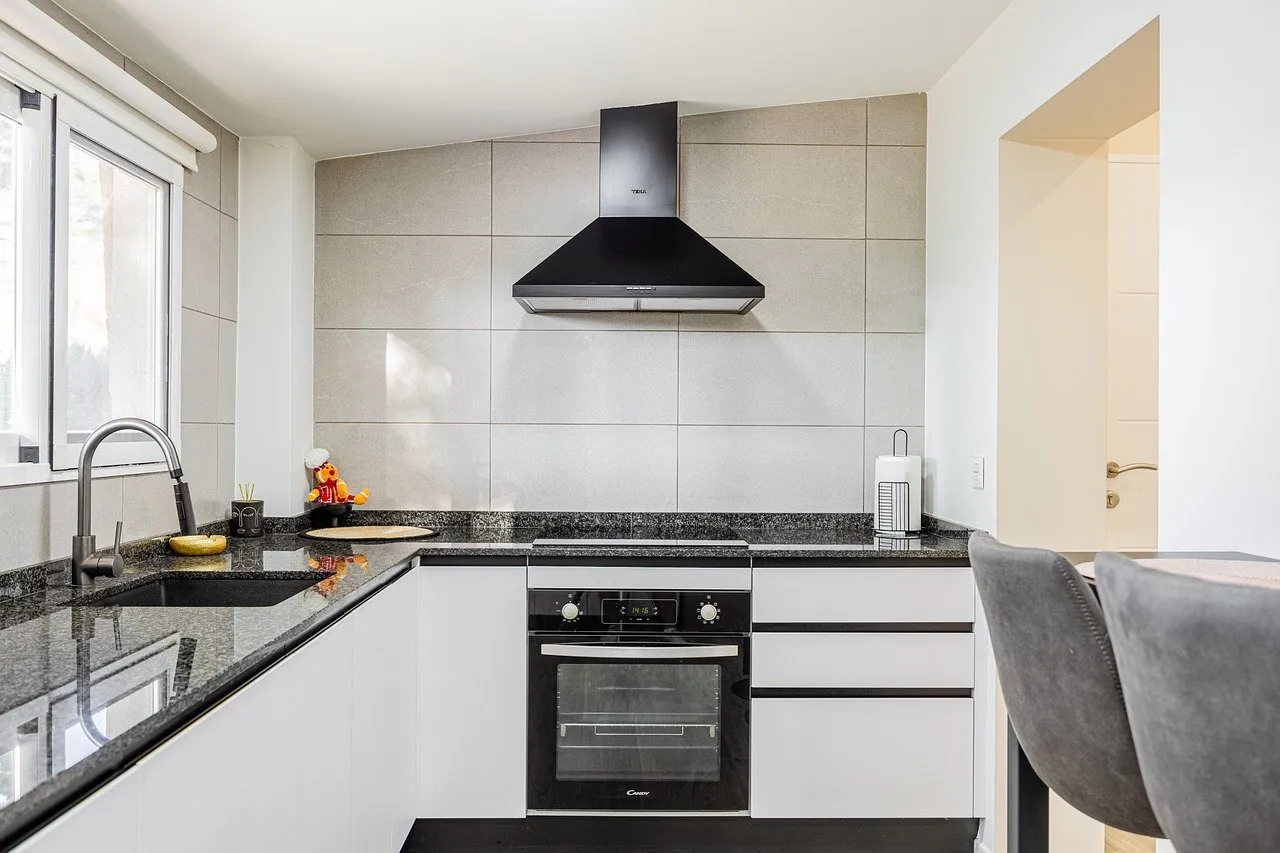 bałagan na blacie kuchennym frustracja