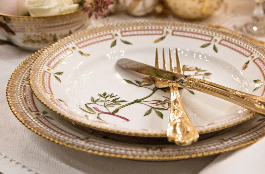 Porcelana Royal Copenhagen Flora Danica