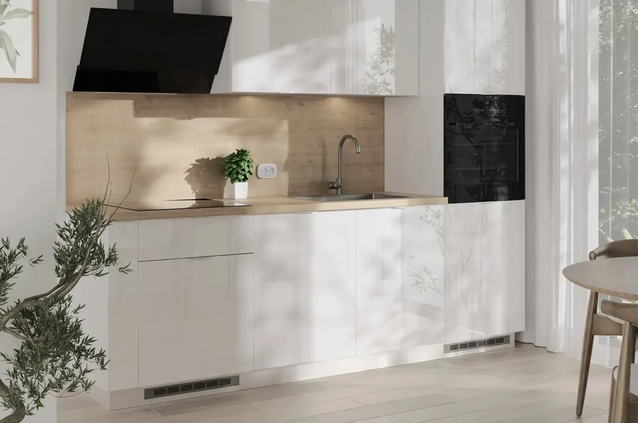 Backsplash do białej kuchni z drewnem style