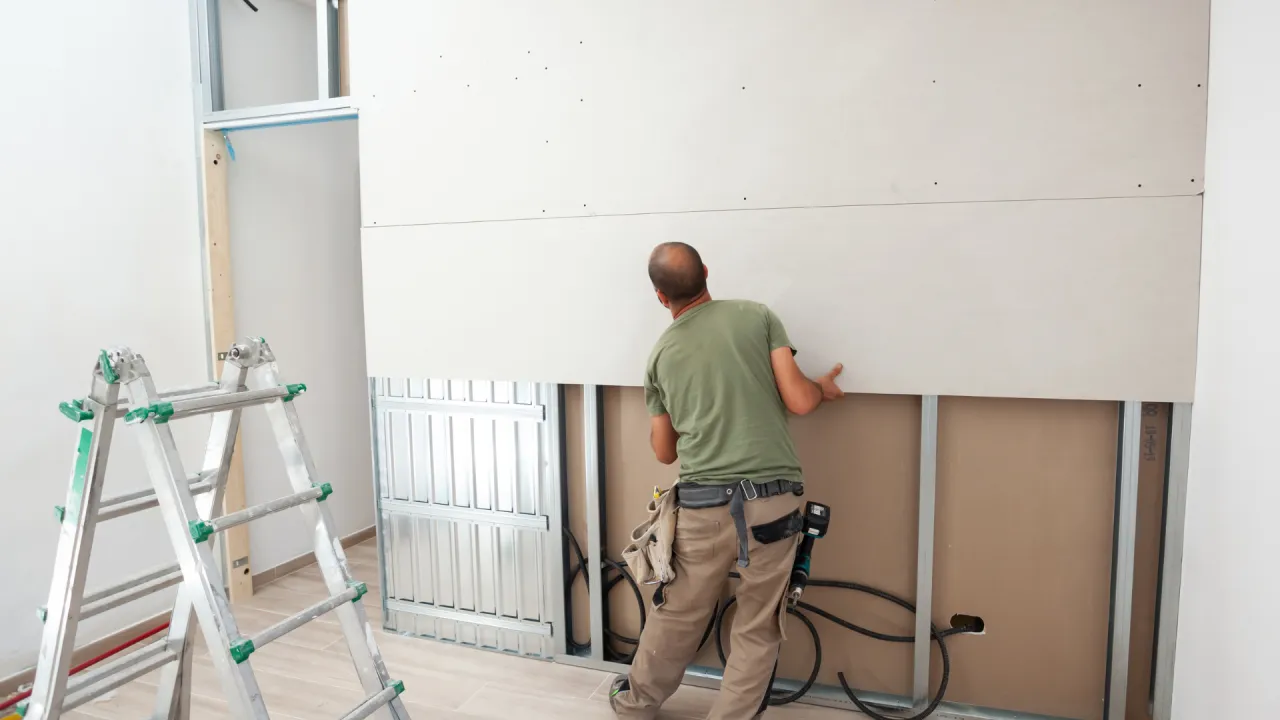 Mierzenie ściany do płyt g-k