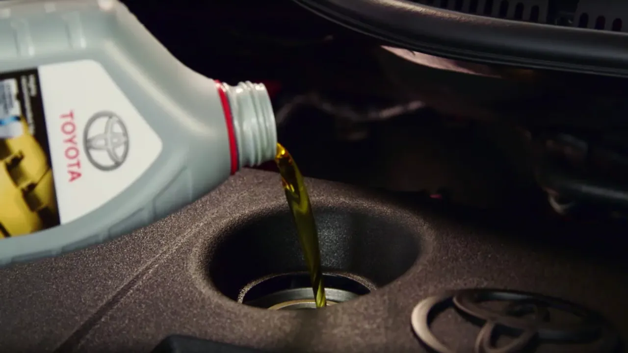 Toyota serwisowanie wymiana oleju harmonogram