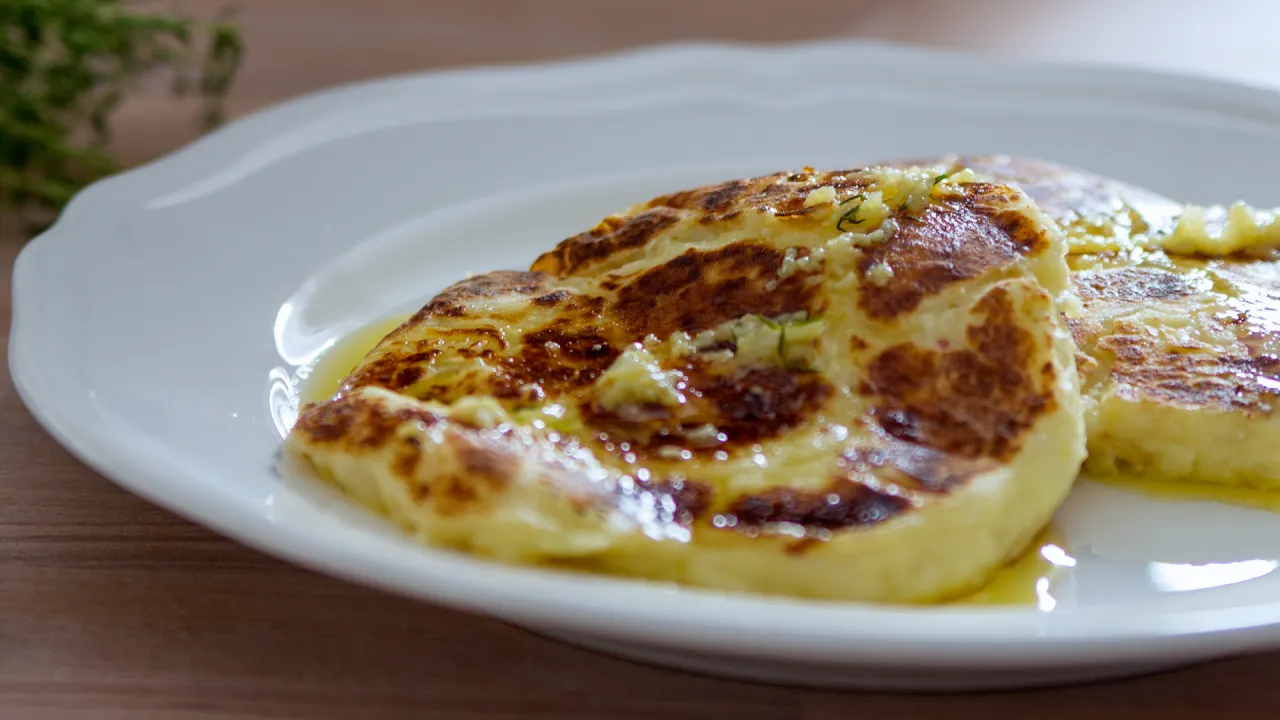 pierogi z bryndzą, moskole z bryndzą