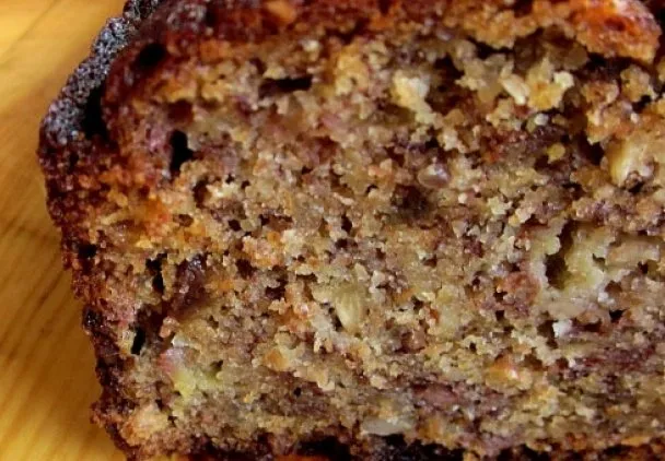 ciasto bananowe z orzechami i czekoladą