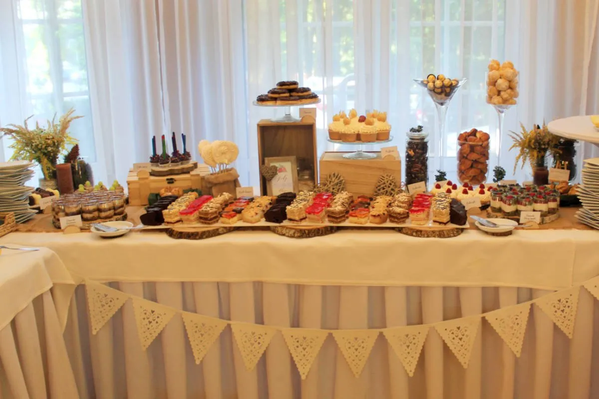słodki stół wiejski stół catering