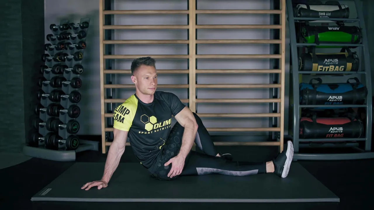 rozciąganie mięśni przykurczonych miednica