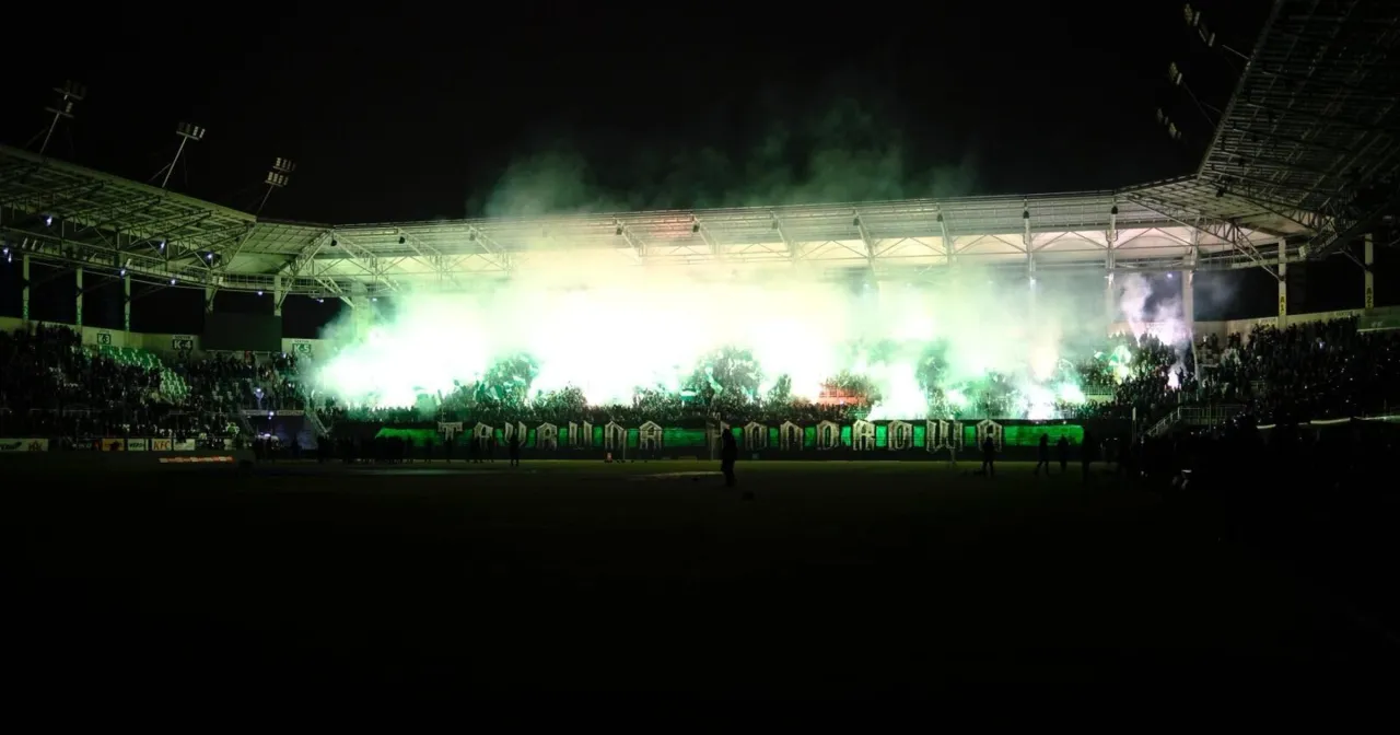 Ekstraklasa mecz stadion kibice