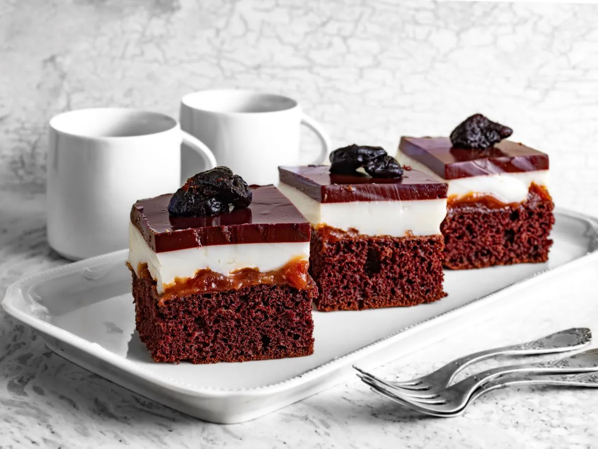 Ptasie Mleczko, kr&oacute;wki, pierniki toruńskie, oscypek, Żubr&oacute;wka