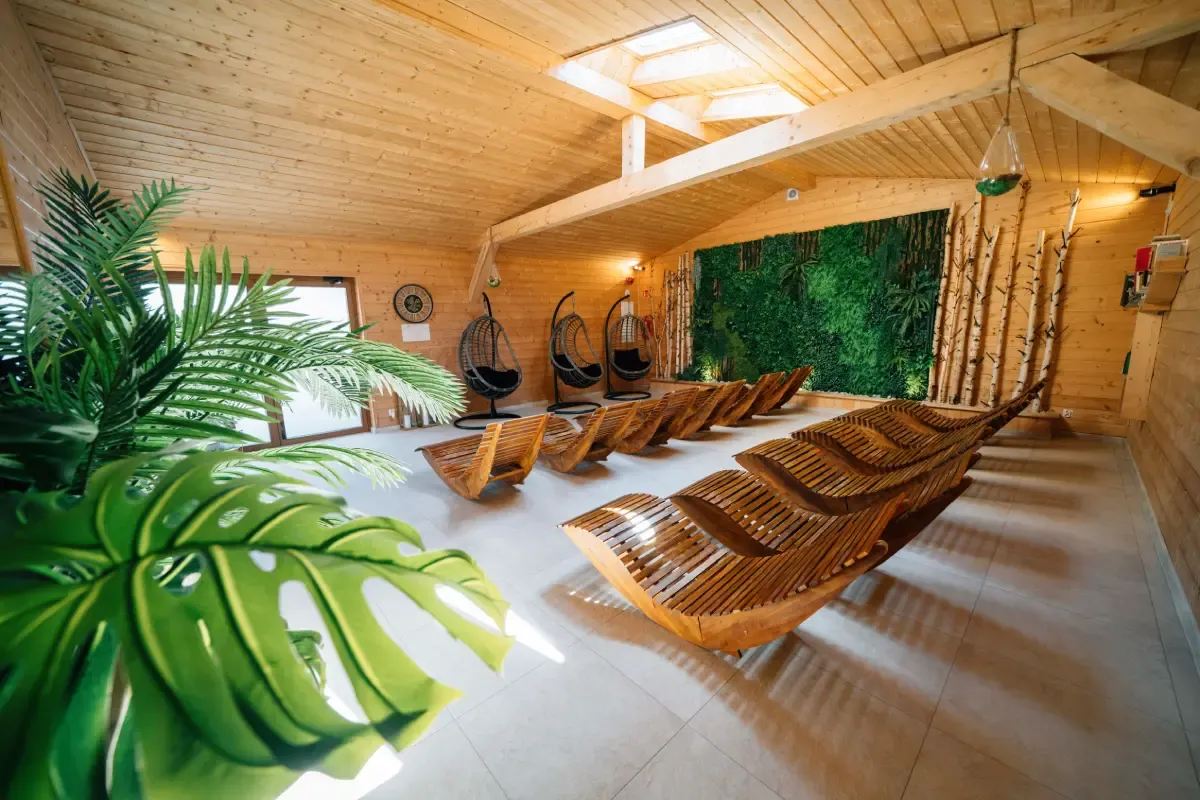 Nowoczesne strefy wellness, baseny spa, sauny spa