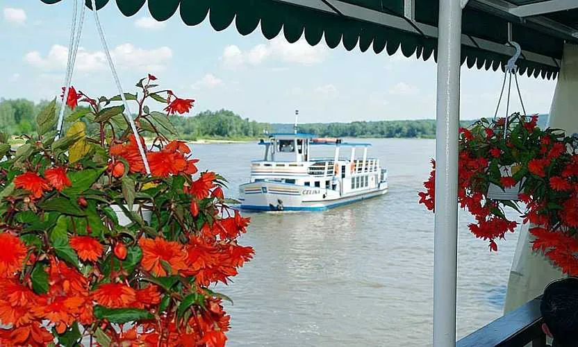 Rejs po Wiśle Kazimierz Dolny, statki wycieczkowe