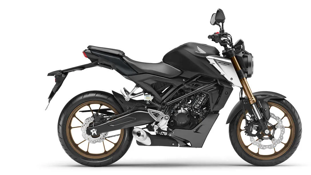 Zdjęcie Jaki motocykl dla kobiety będzie najlepszym wyborem na początek?