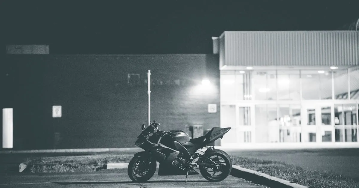 Zdjęcie Jak przetrwać upał? Oto 7 sekretów letnich spodni motocyklowych
