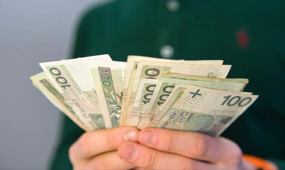 Zdjęcie Jak obniżyć oprocentowanie kredytu i zaoszczędzić tysiące złotych bez wysiłku