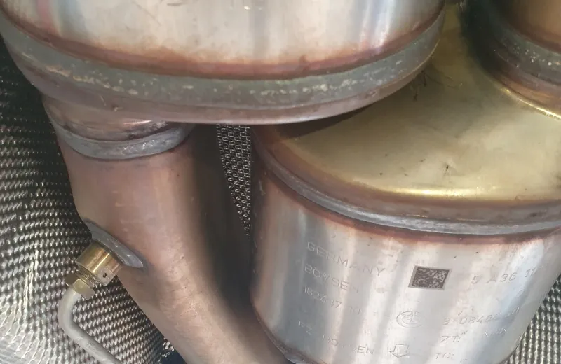 Zdjęcie Brak DPF objawy: Jak unikać kosztownych napraw i problemów z silnikiem