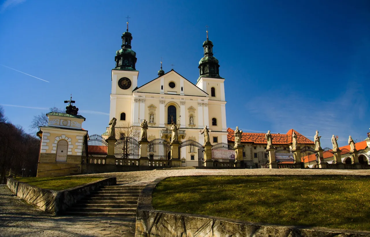 Zdjęcie Najpiękniejsze miejsca w Góra Kalwaria, które musisz zobaczyć