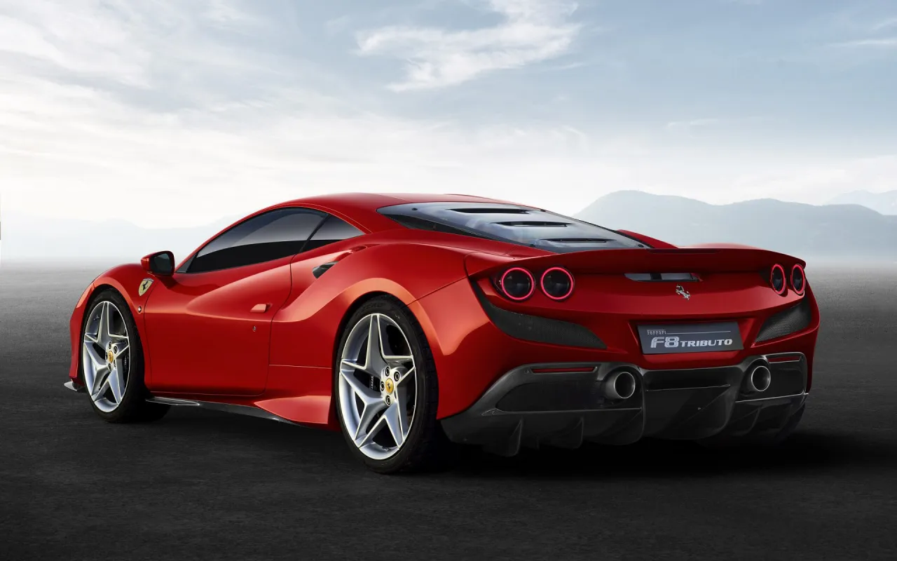 Zdjęcie Ile kosztuje Ferrari F8 Tributo? Ceny nowych i używanych modeli