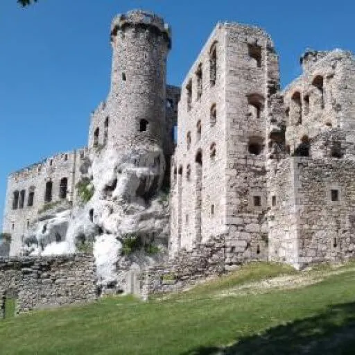 Zdjęcie Najpiękniejsze zamki na Śląsku – odkryj ich tajemnice i historię